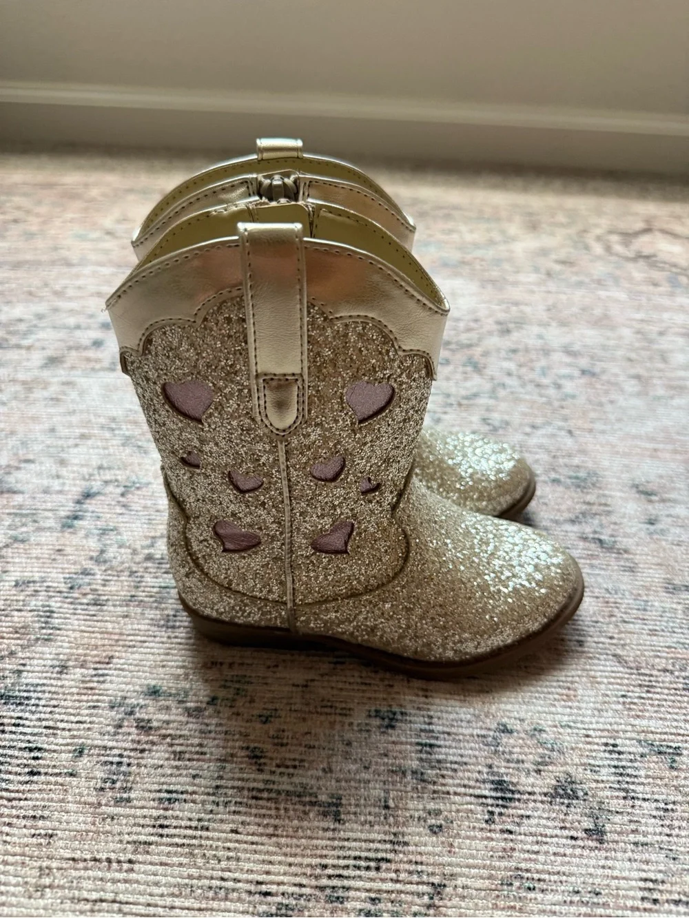 Cat & Jack Gold Glitter Heart Cowboy Boots with Pink Accents